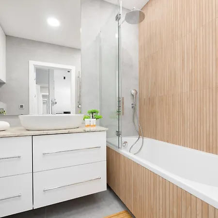 Stacja Wola Nowoczesny Z Balkonem I Parkingiem By Renters Appartamento Varsavia