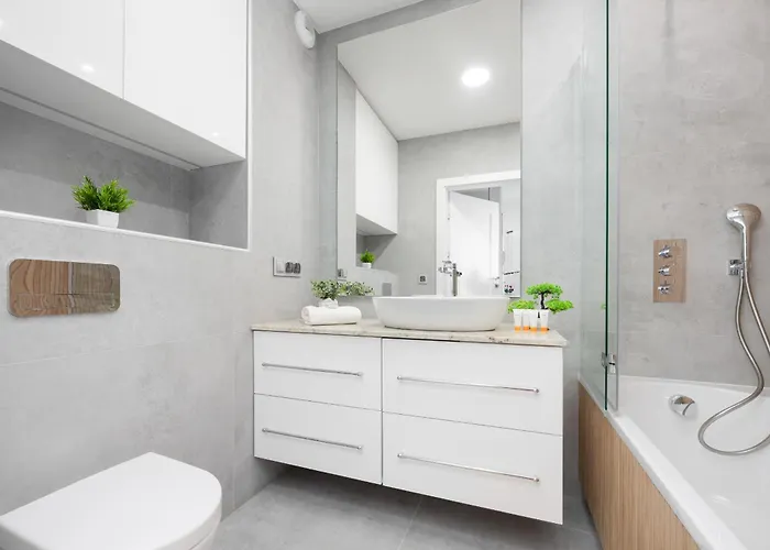 Stacja Wola Nowoczesny Z Balkonem I Parkingiem By Renters Apartment *