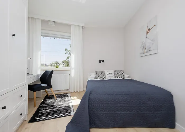 Apartment Stacja Wola Nowoczesny Z Balkonem I Parkingiem By Renters *