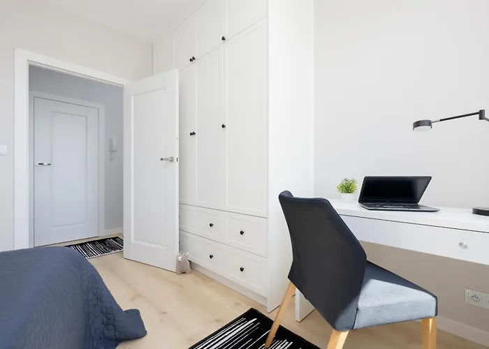 Stacja Wola Nowoczesny Z Balkonem I Parkingiem By Renters