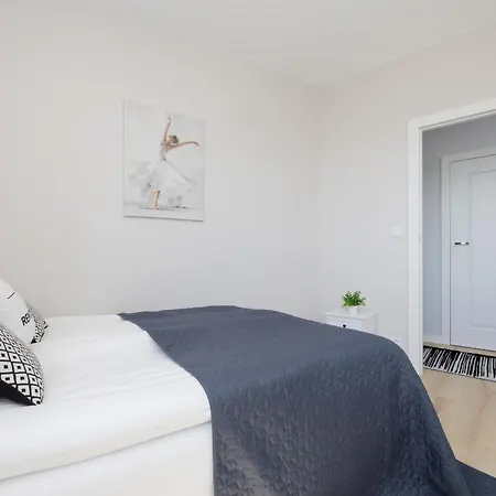 Stacja Wola Nowoczesny Z Balkonem I Parkingiem By Renters * ワルシャワ