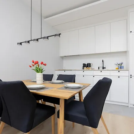 Stacja Wola Nowoczesny Z Balkonem I Parkingiem By Renters ワルシャワ