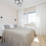 Stacja Wola Nowoczesny Z Balkonem I Parkingiem By Renters Апартаменты