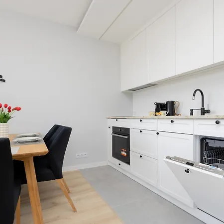 Апартаменты Stacja Wola Nowoczesny Z Balkonem I Parkingiem By Renters
